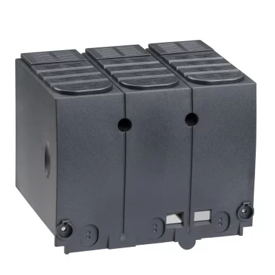 LV432593 | Длинная клеммная заглушка, 3P, ComPact NSX/Easypact CVS 400/630 с шагом 45 мм